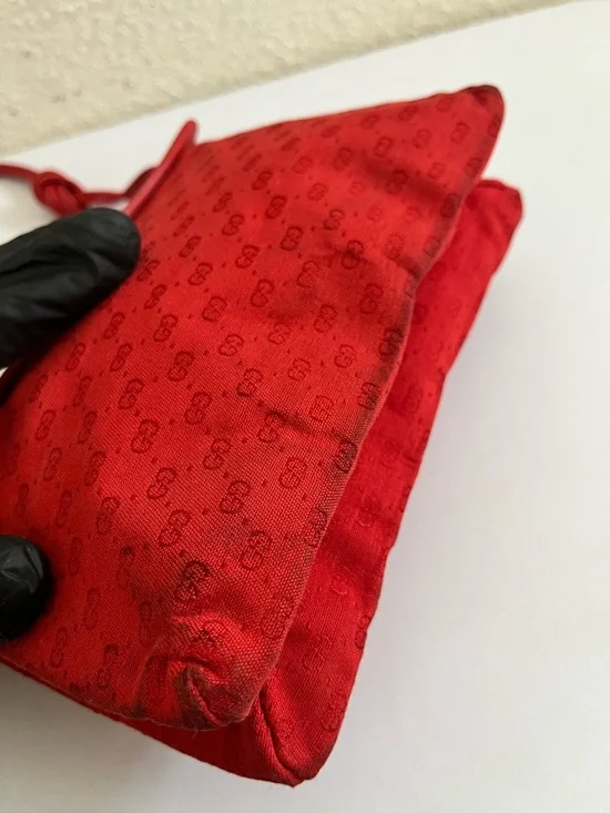 Gucci Red Monogram Crossbody Bag - Picture 7 of 12